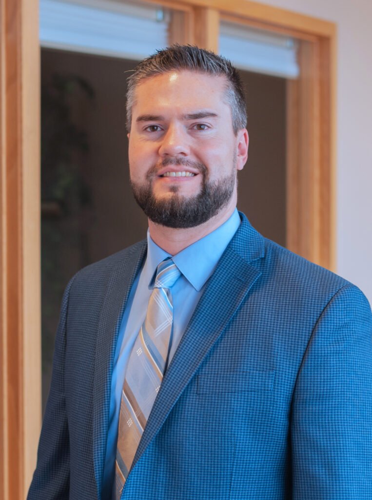 Headshot of Matt Raab